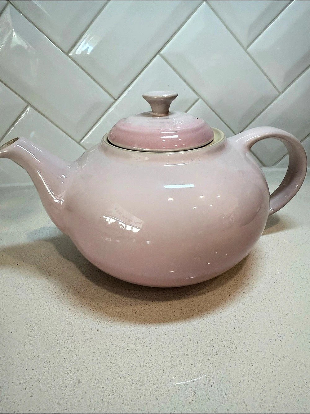 Le Creuset Shell Pink 1.3L Stoneware Teapot with Lid